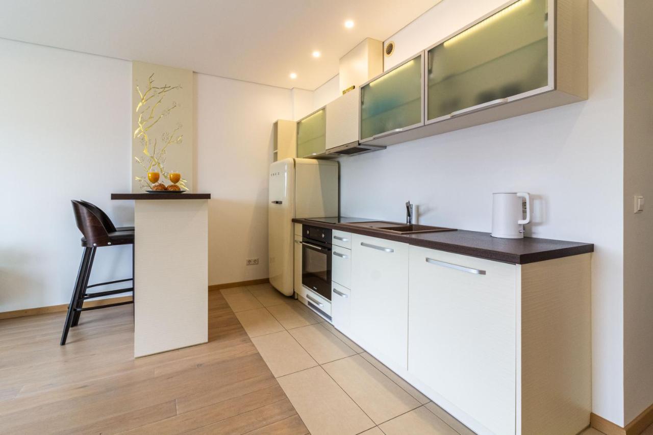 Cohost I Sunny Center Apt, Covered Parking, Balcony & Self Check-in Apartment Kaunas