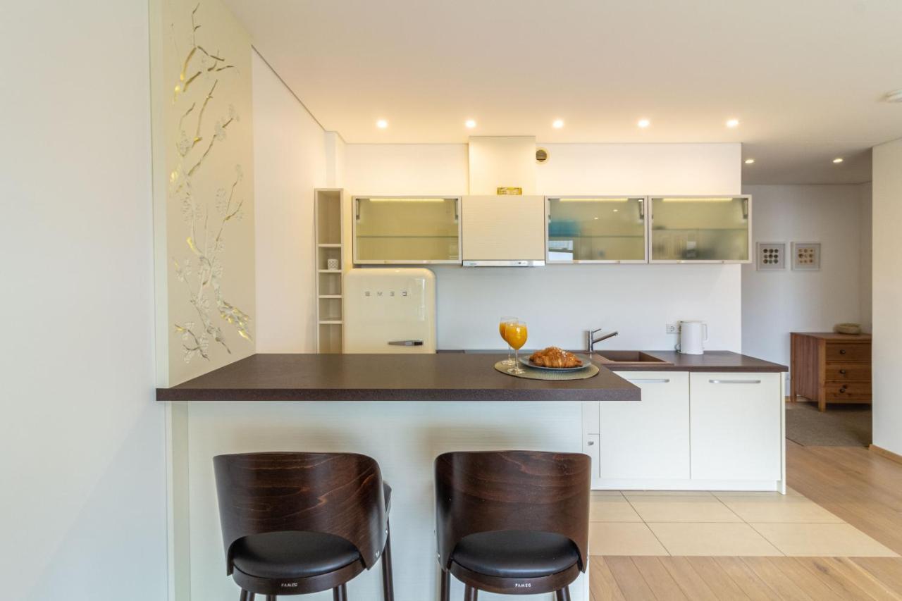 Apartment Cohost I Sunny Center Apt, Covered Parking, Balcony & Self Check-in Kaunas